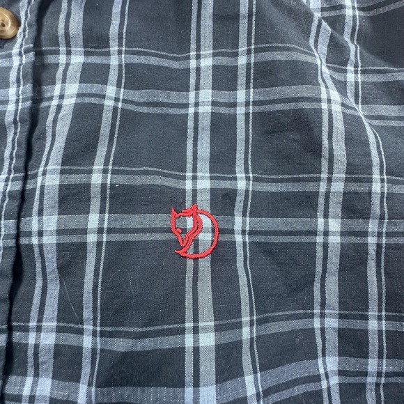 Fjallraven Ovik Lite Shirt Mens Large Blue Plaid Short Sleeve Button Up Outdoor - Picture 3 of 11